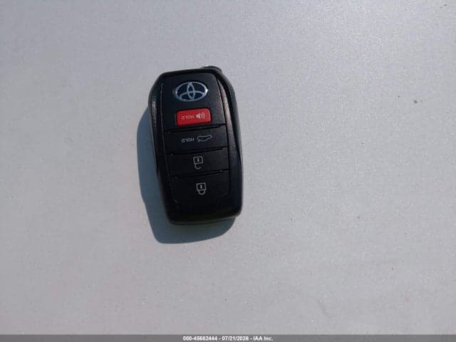 2026 TOYOTA CAMRY LE 11