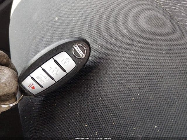 2021 NISSAN VERSA SV XTRONIC CVT 11