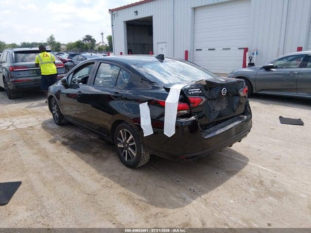 2021 NISSAN VERSA SV XTRONIC CVT 3