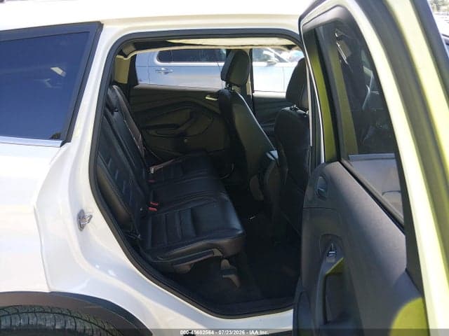 2017 FORD ESCAPE TITANIUM 8