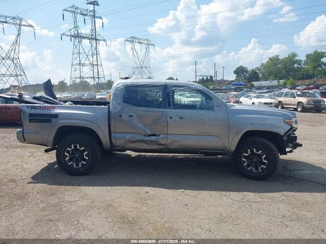 2017 TOYOTA TACOMA TRD OFF ROAD 13