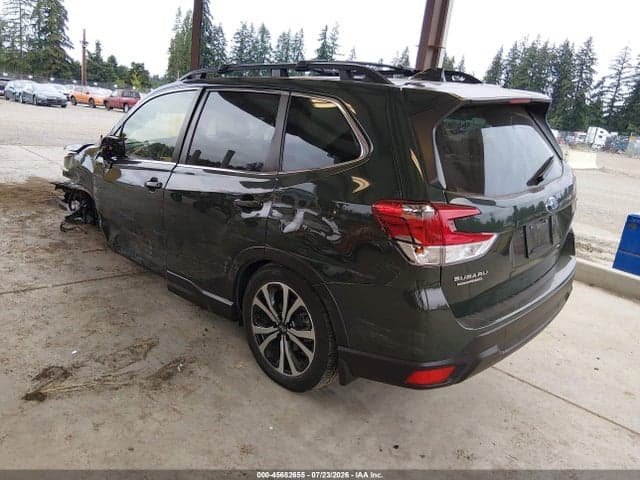 2023 SUBARU FORESTER LIMITED 3