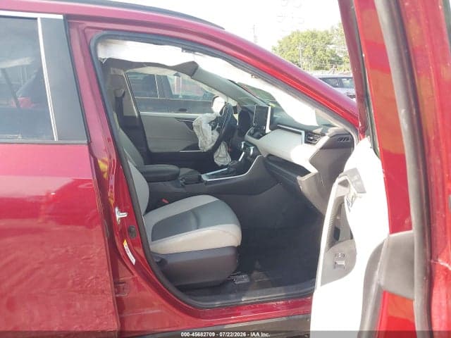 2019 TOYOTA RAV4 XLE PREMIUM 5