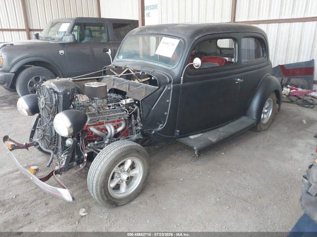 1936 FORD SEDAN 3