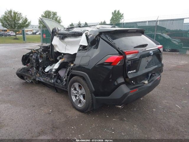 2024 TOYOTA RAV4 HYBRID XLE 3