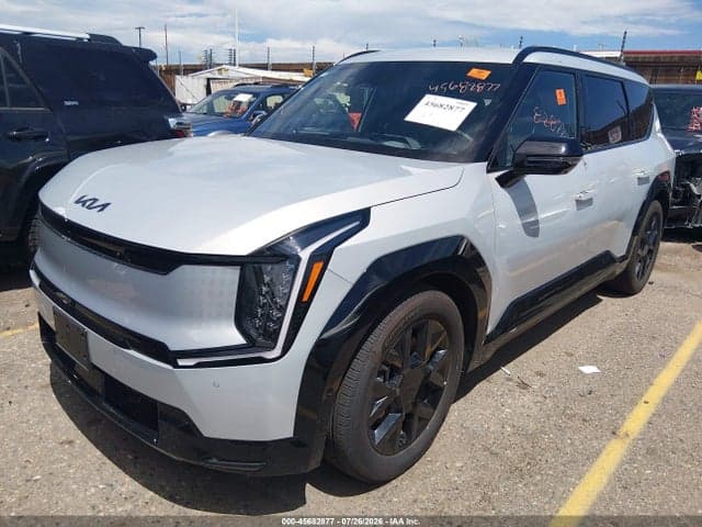 2026 KIA EV9 LAND 2
