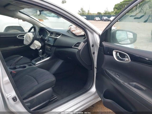 2019 NISSAN SENTRA SV 5
