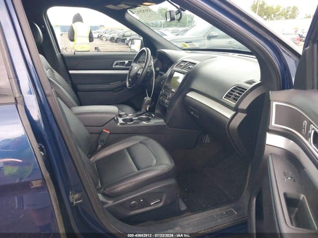 2017 FORD EXPLORER XLT 5