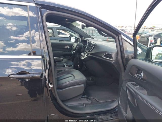 2025 CHRYSLER PACIFICA SELECT 5
