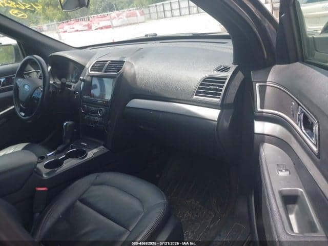 2017 FORD EXPLORER XLT 5