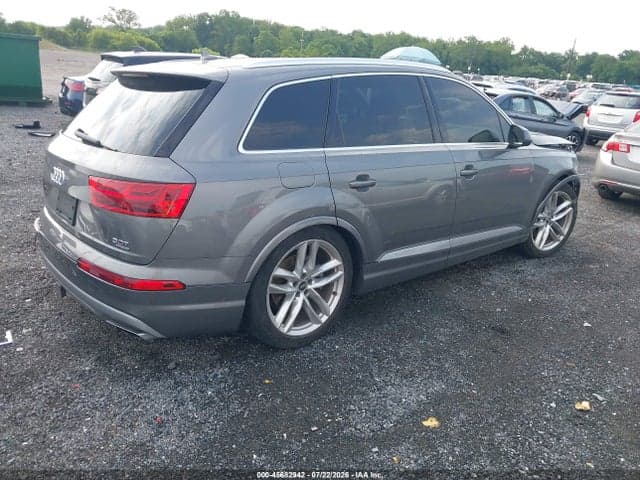 2017 AUDI Q7 3.0T PREMIUM 4