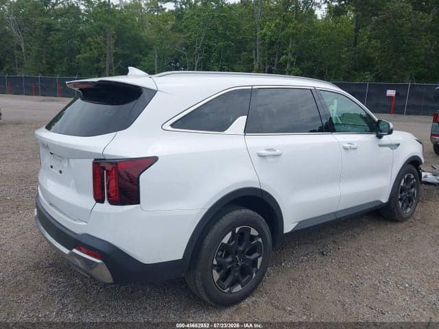 2024 KIA SORENTO S 4