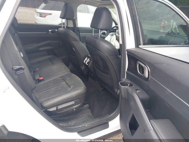 2024 KIA SORENTO S 8