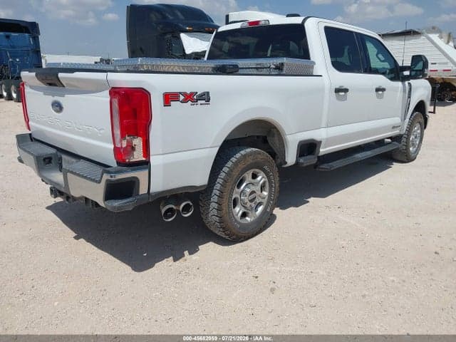 2025 FORD F-250 XLT 4