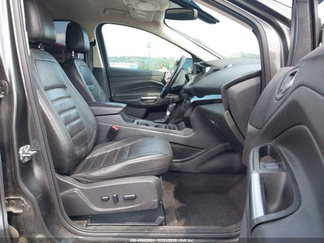 2017 FORD ESCAPE TITANIUM 2