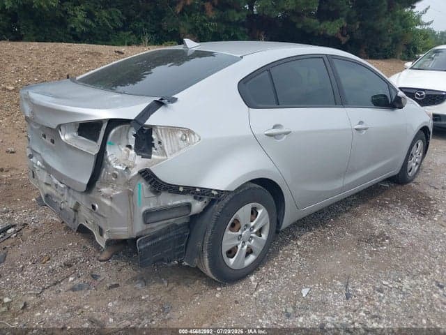 2017 KIA FORTE LX 4