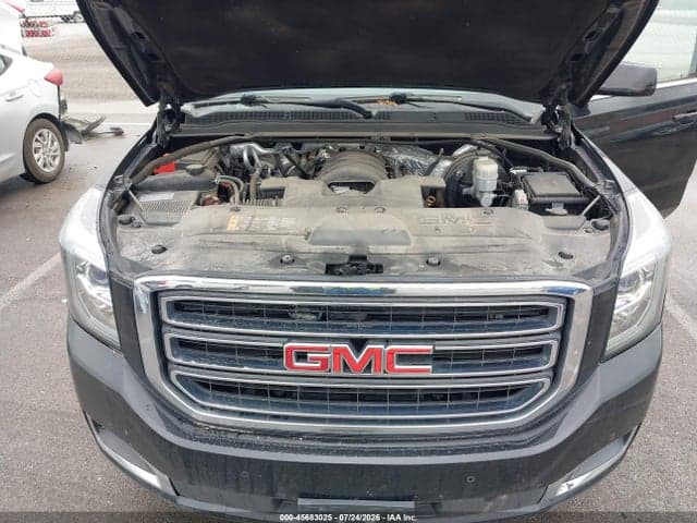 2017 GMC YUKON XL SLT 10