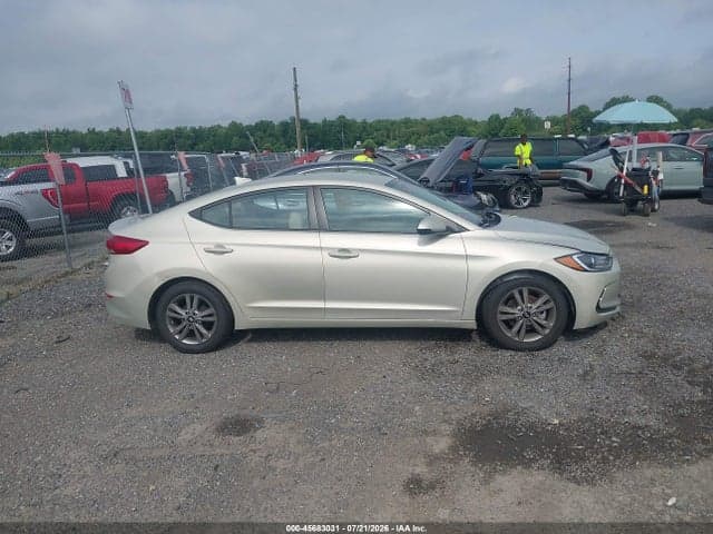 2017 HYUNDAI ELANTRA SE 12