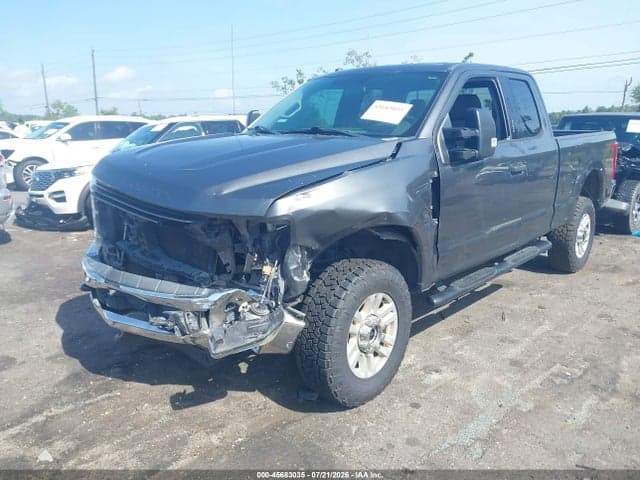 2019 FORD F-250 XLT 2