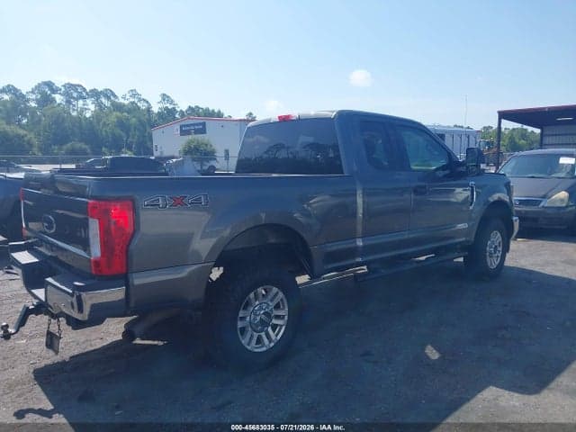 2019 FORD F-250 XLT 4