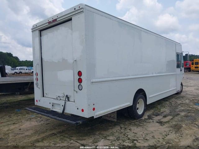 2024 FORD F-59 COMMERCIAL STRIPPED 4