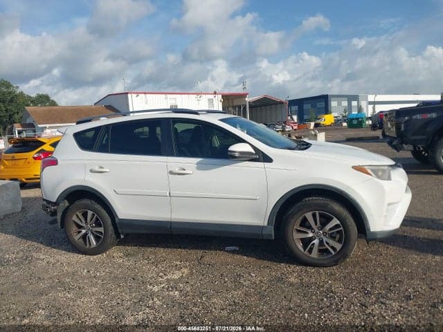 2018 TOYOTA RAV4 XLE 14