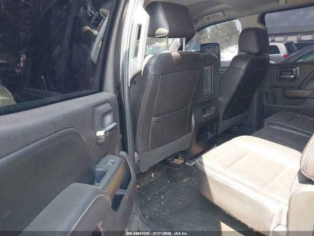 2017 GMC SIERRA 2500HD DENALI 8