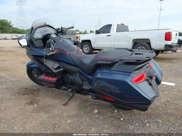 2022 HONDA GL1800 B 3