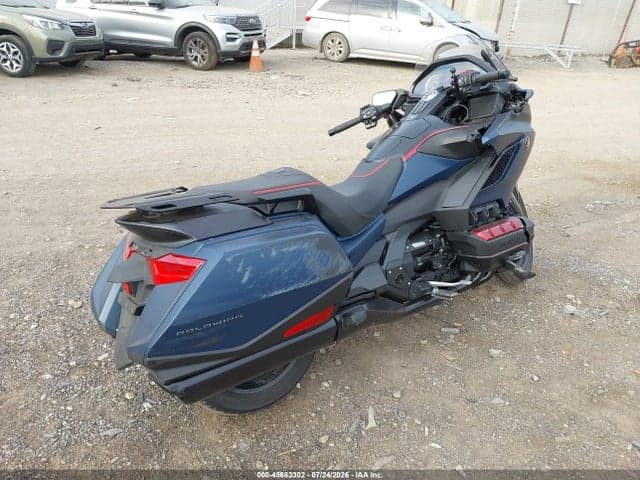 2022 HONDA GL1800 B 4