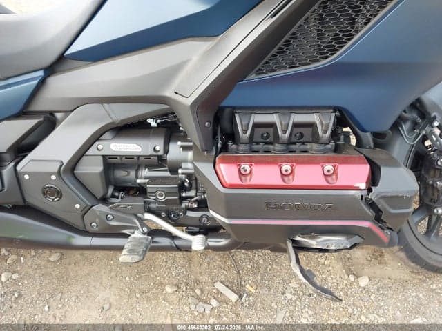 2022 HONDA GL1800 B 8