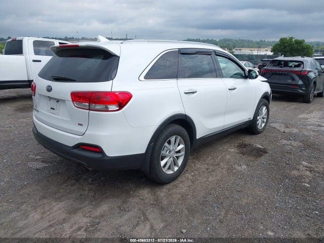 2018 KIA SORENTO 2.4L LX 4