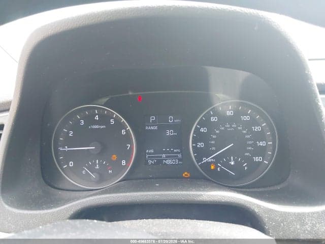 2017 HYUNDAI ELANTRA SE 8