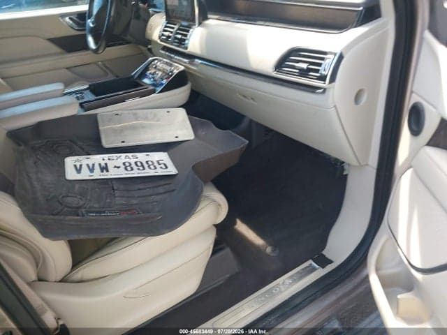 2018 LINCOLN NAVIGATOR SELECT 5