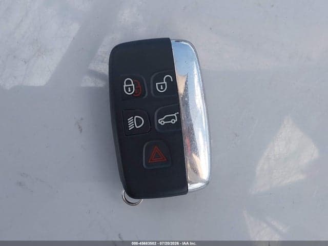 2017 LAND ROVER DISCOVERY FIRST EDITION 11