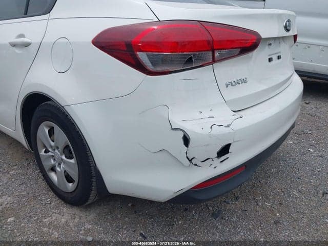 2017 KIA FORTE LX 6