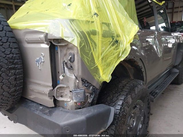 2025 FORD BRONCO OUTER BANKS 6