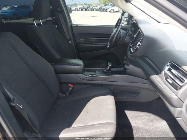 2022 DODGE DURANGO SXT AWD 5