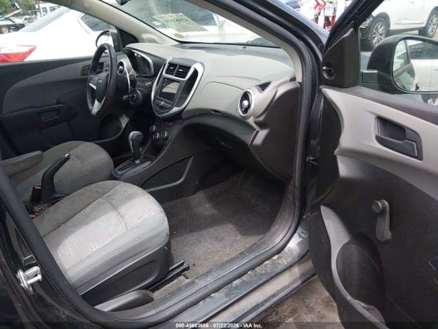 2019 CHEVROLET SONIC LS AUTO 5