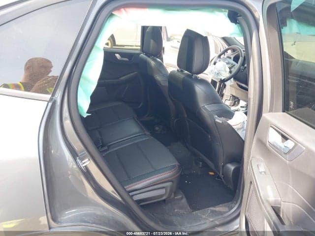 2023 FORD ESCAPE ST-LINE 8