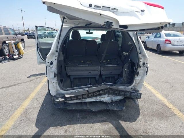2017 TOYOTA SIENNA LE 8 PASSENGER 6