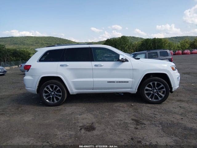2018 JEEP GRAND CHEROKEE OVERLAND 4X4 13