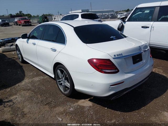 2017 MERCEDES-BENZ E 300 3