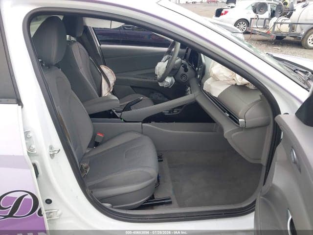 2021 HYUNDAI ELANTRA SE 5