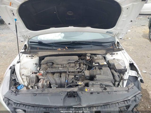 2021 HYUNDAI ELANTRA SE 10