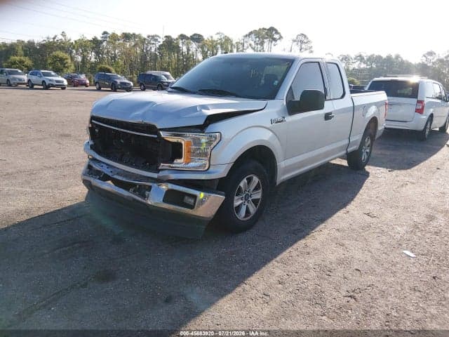2018 FORD F-150 XLT 2