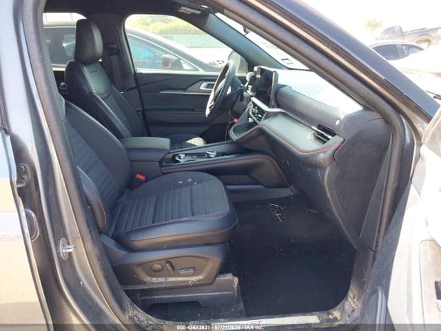 2025 FORD EXPLORER ST-LINE 5