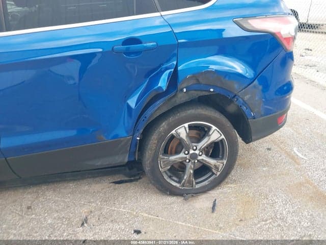 2017 FORD ESCAPE SE 6