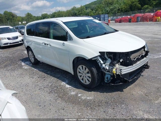 2020 CHRYSLER VOYAGER L - 1
