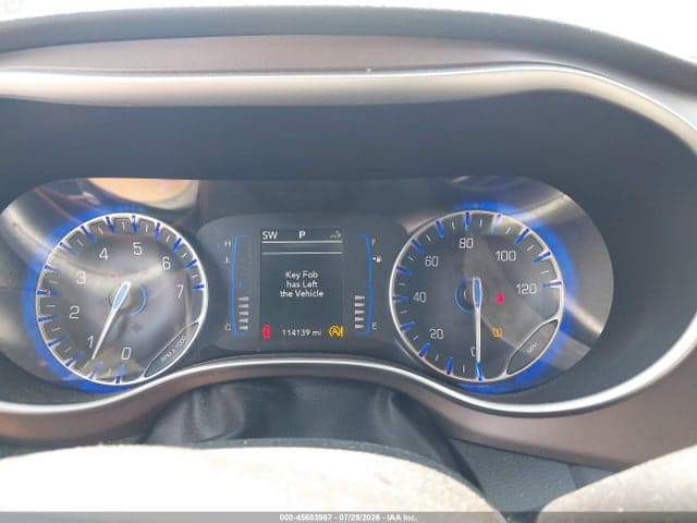 2020 CHRYSLER VOYAGER L 7