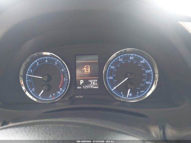 2017 TOYOTA COROLLA LE 7